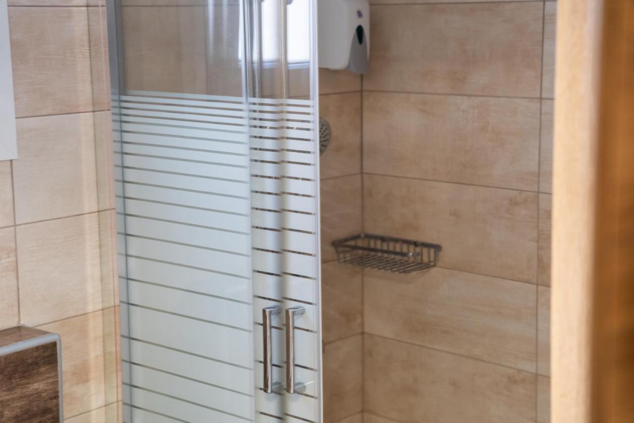 Hermes Design Suites Nea Iraklitsa Exterior foto